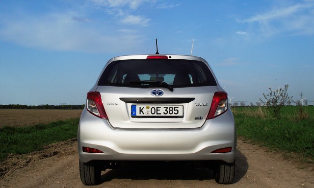 Toyota Yaris XP13 1.5 VVT-i Hybrid Heckansicht